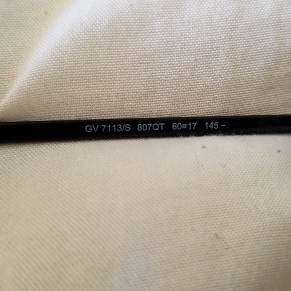 Givenchy sunglasses - Picture 6 of 8